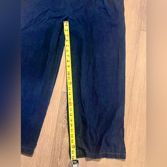 Anthropologie Wide Leg Smocked Waist Culottes - Picture 5 of 11